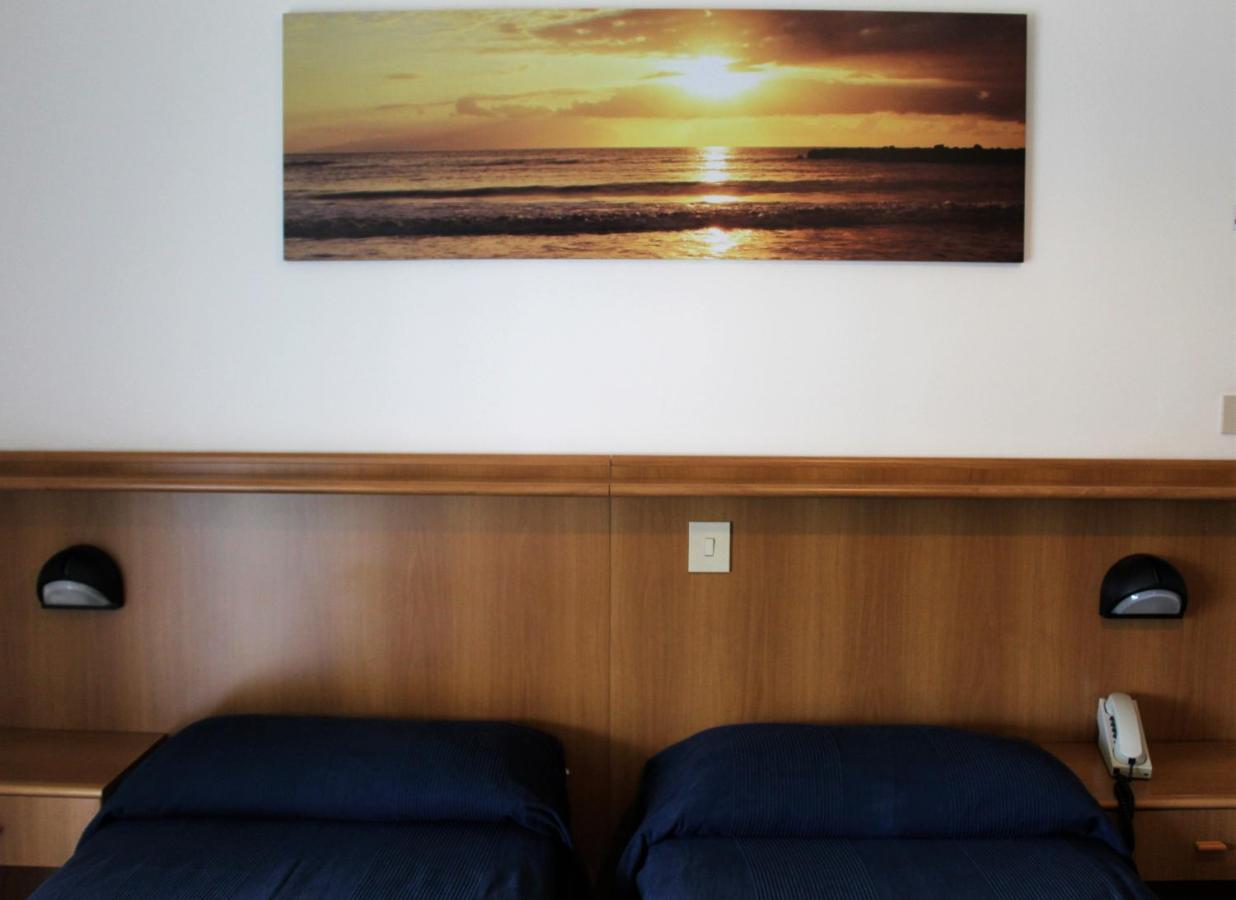 Hotel Palme Park & Beach Included Lido di Jesolo Exterior photo
