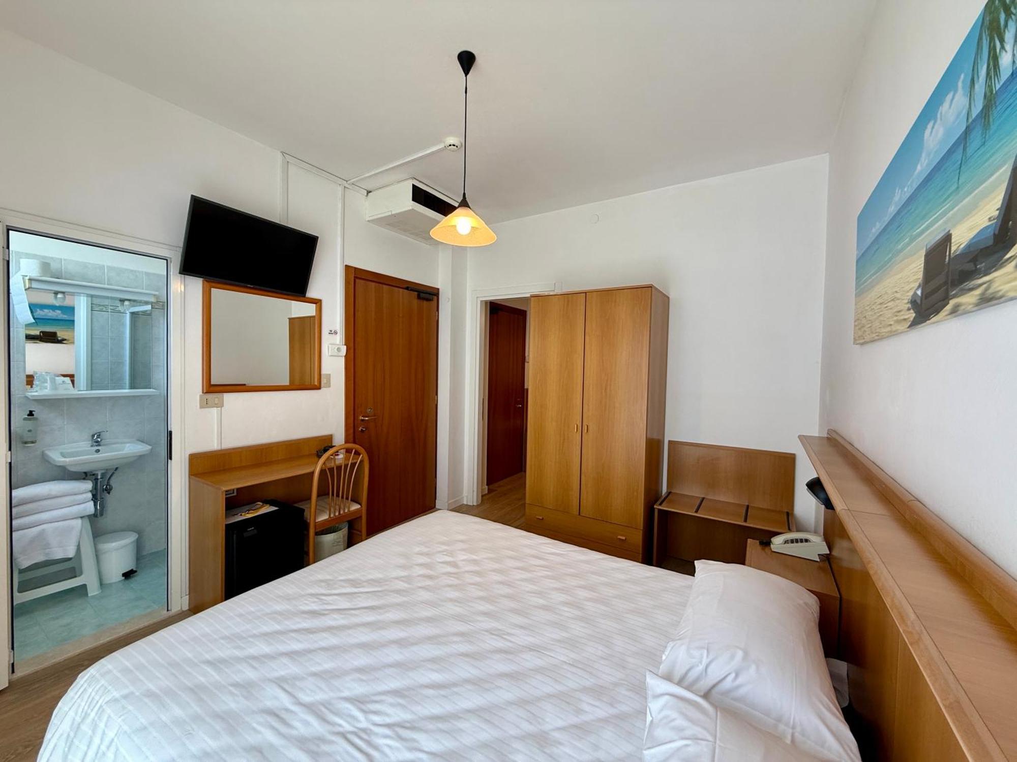 Hotel Palme Park & Beach Included Lido di Jesolo Exterior photo